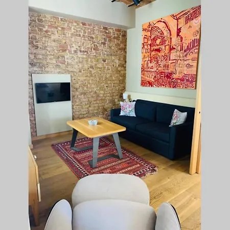 Galata Flat 1 *